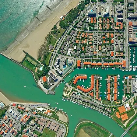 Apartment Comfy Flat With Balcony And Shared Pool - Beahost Porto Santa Margherita di Caorle