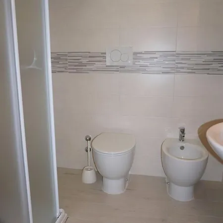 Comfy Flat With Balcony And Shared Pool - Beahost